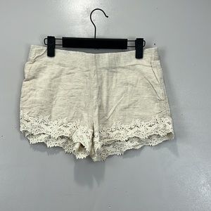 𝅺Zara Trafaluc Creme w Lace Shorts